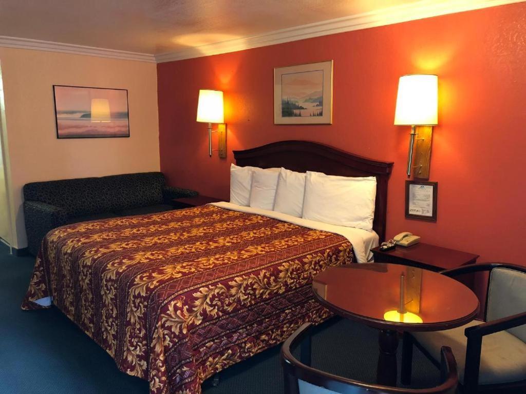 Aerospace Inn Mojave Exterior foto