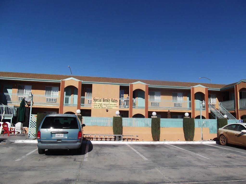 Aerospace Inn Mojave Exterior foto